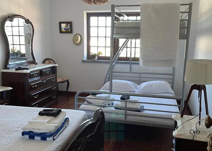 Bed & Breakfast Brisa Bright Retreat Near The Beach! Lourinhã